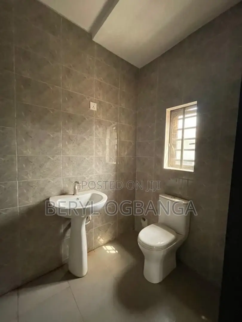 4bdrm Duplex in Abraham Adesanya Estate for rent