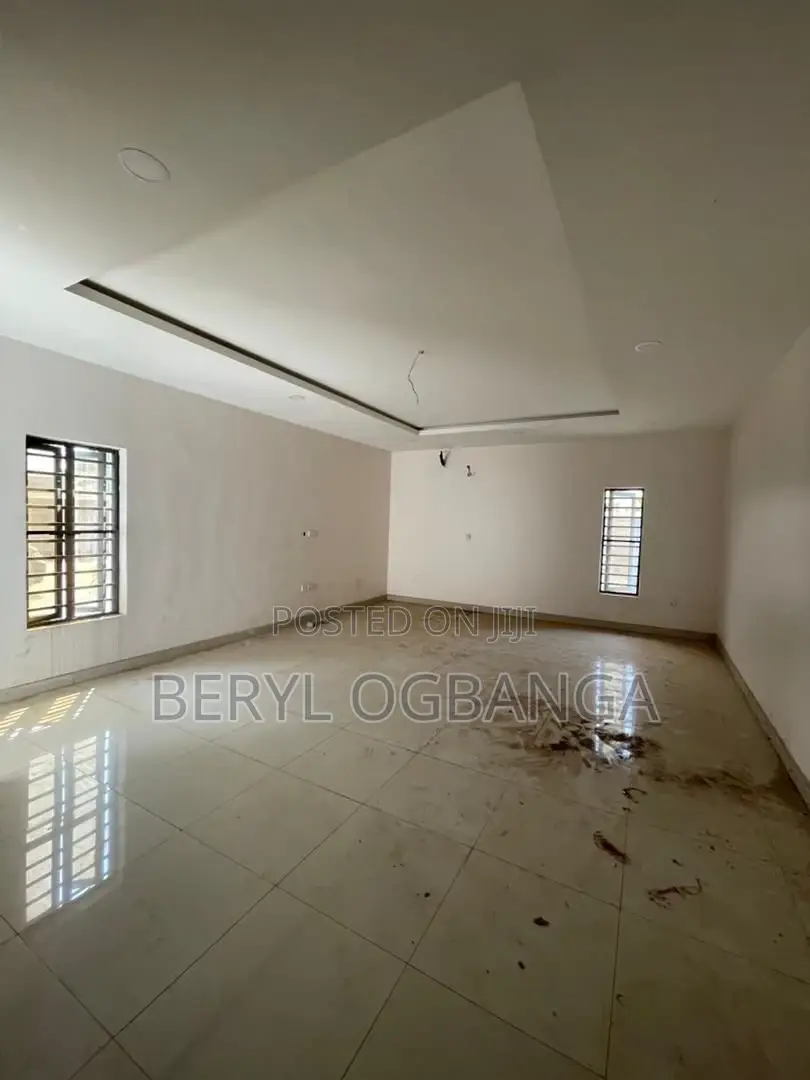 4bdrm Duplex in Abraham Adesanya Estate for rent