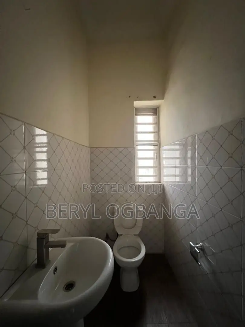2bdrm Apartment in Abraham Adesanya Estate for rent
