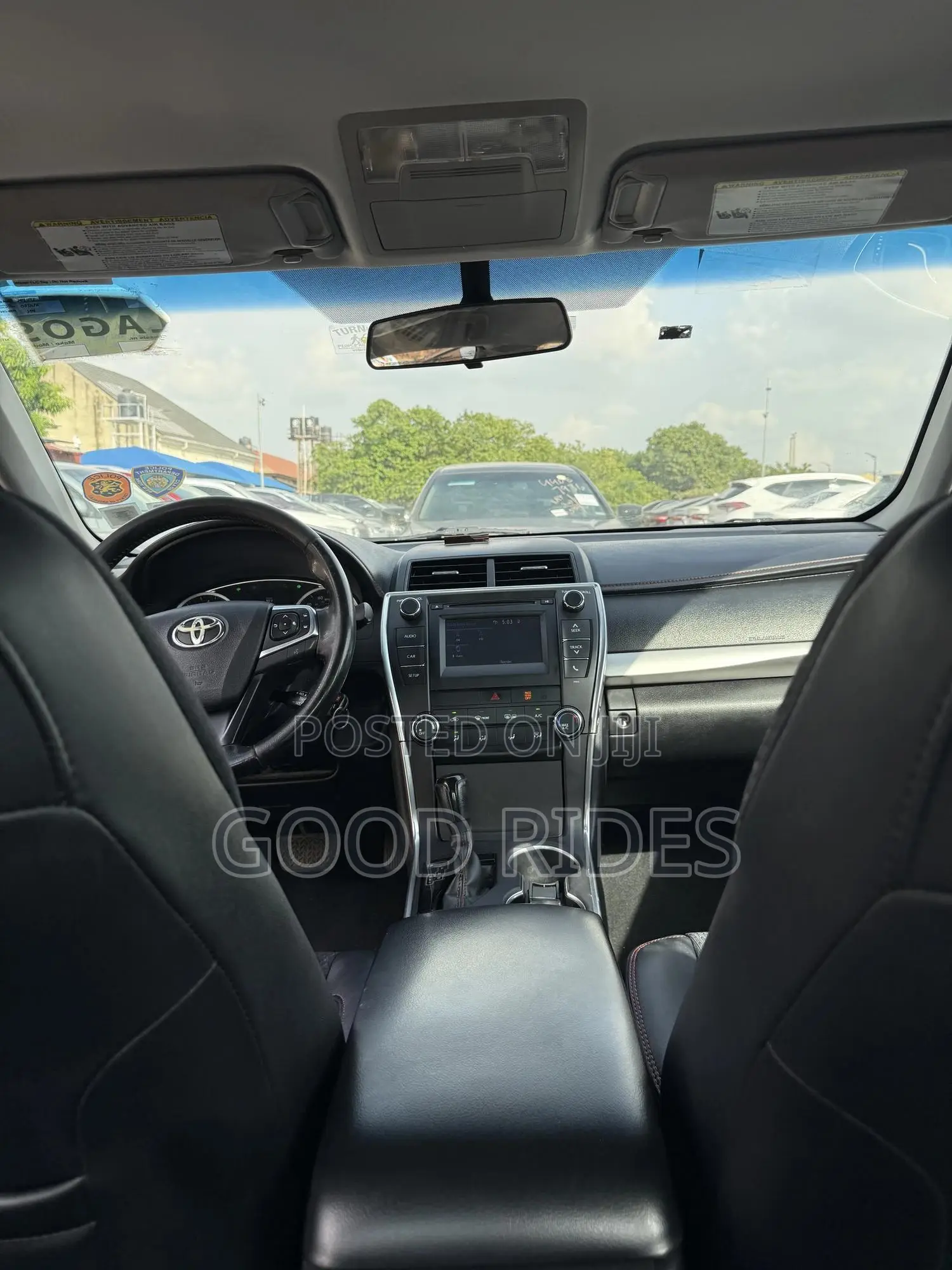 Toyota Camry SE 4dr Sedan (2.5L 4cyl 6A) 2016