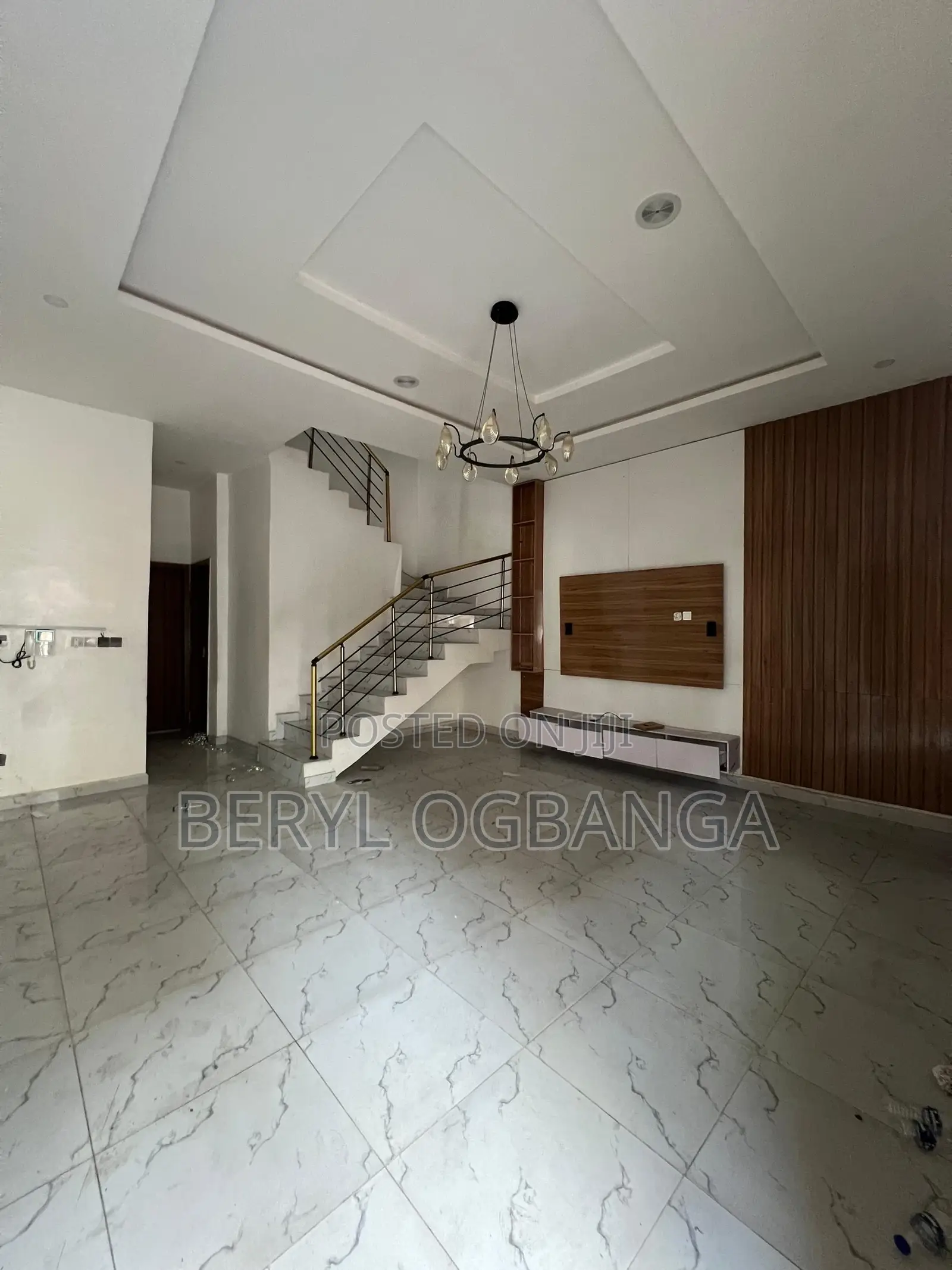 4bdrm Duplex in Lekki Phase 2 for rent