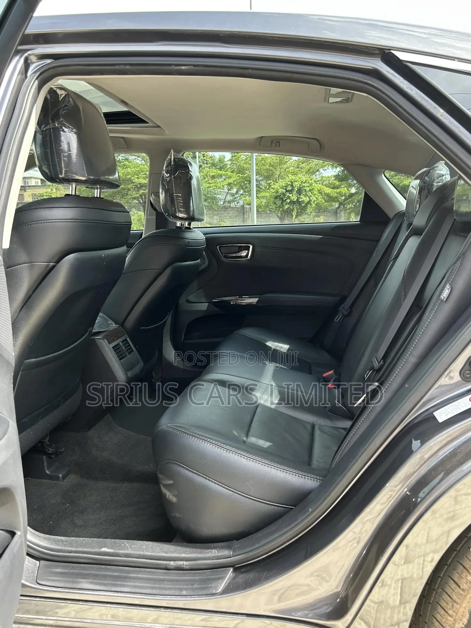 Toyota Avalon XLE 4dr Sedan (3.5L 6cyl 6A) 2014 Gray