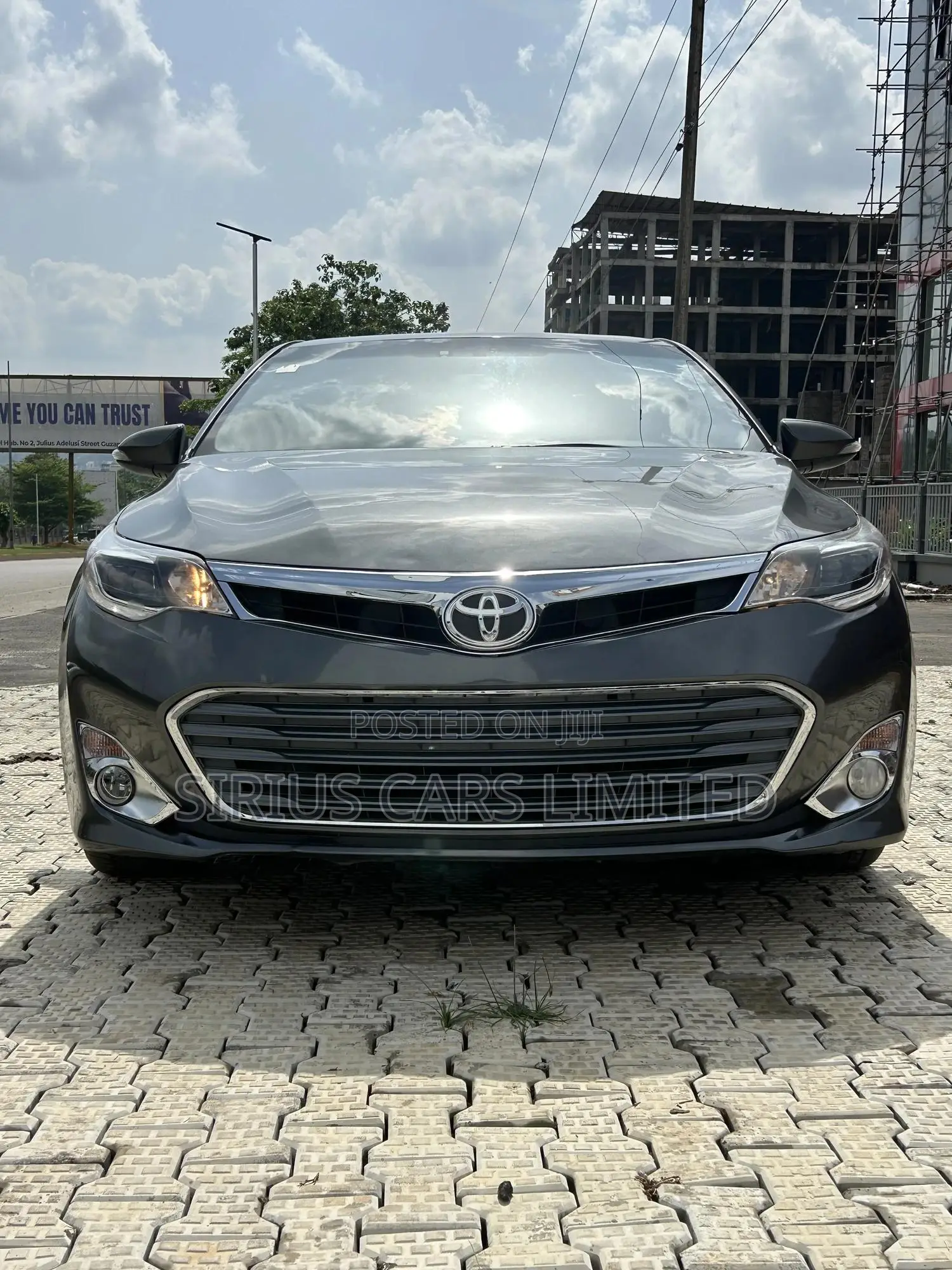 Toyota Avalon XLE 4dr Sedan (3.5L 6cyl 6A) 2014 Gray