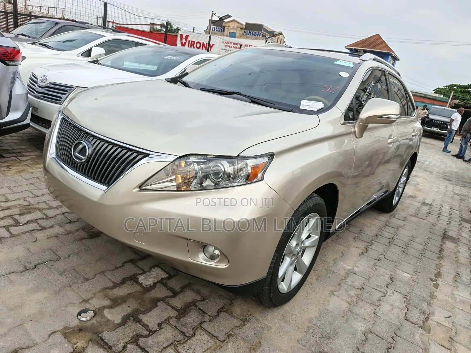 Lexus RX 350 2011 Gold