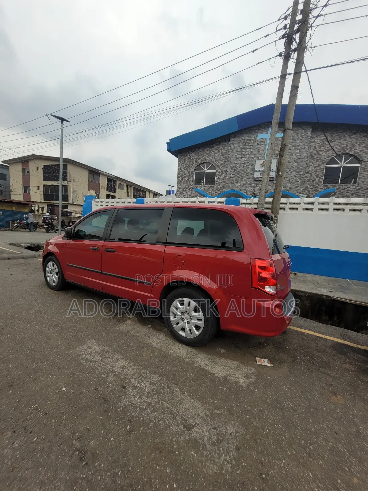 Dodge Caravan 2013 Red