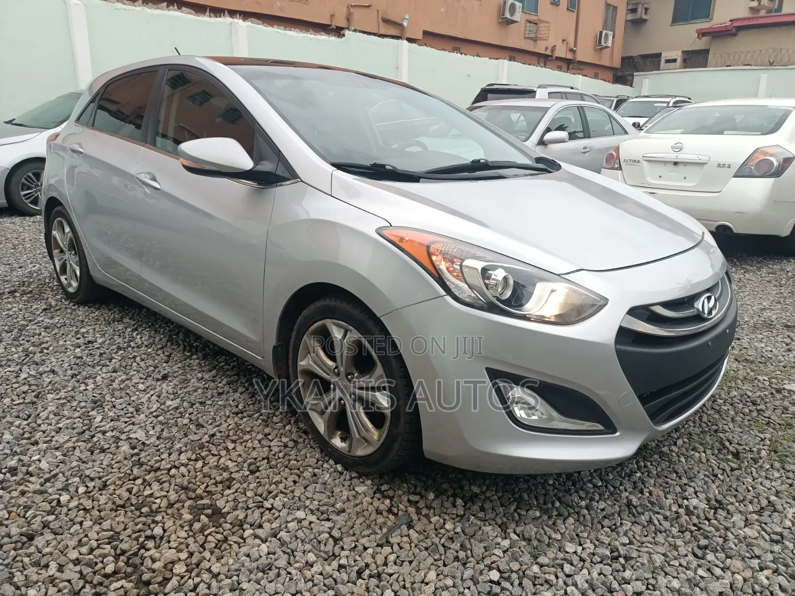 Hyundai Elantra GS Coupe FWD (1.8L 4cyl 6A) 2013 Silver
