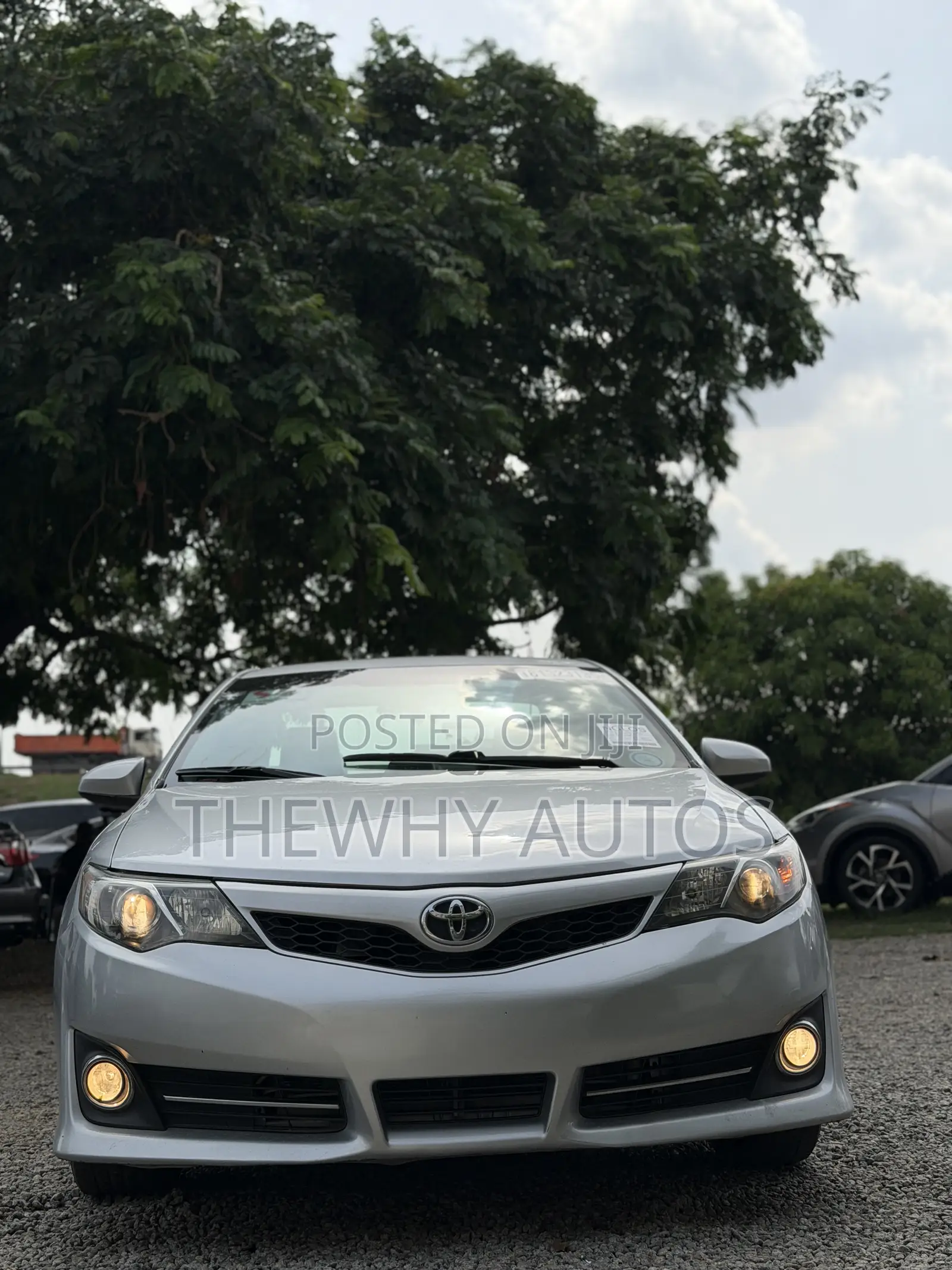 Toyota Camry SE 4dr Sedan (2.5L 4cyl 6A) 2012 Silver