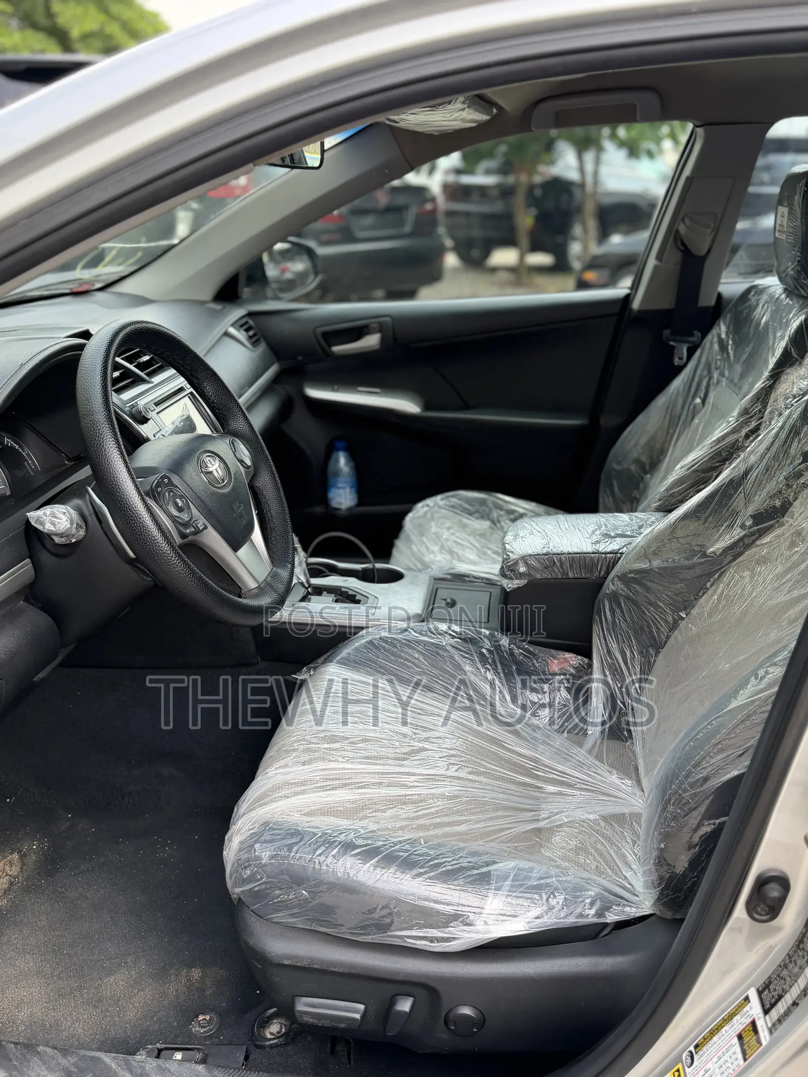 Toyota Camry SE 4dr Sedan (2.5L 4cyl 6A) 2012 Silver