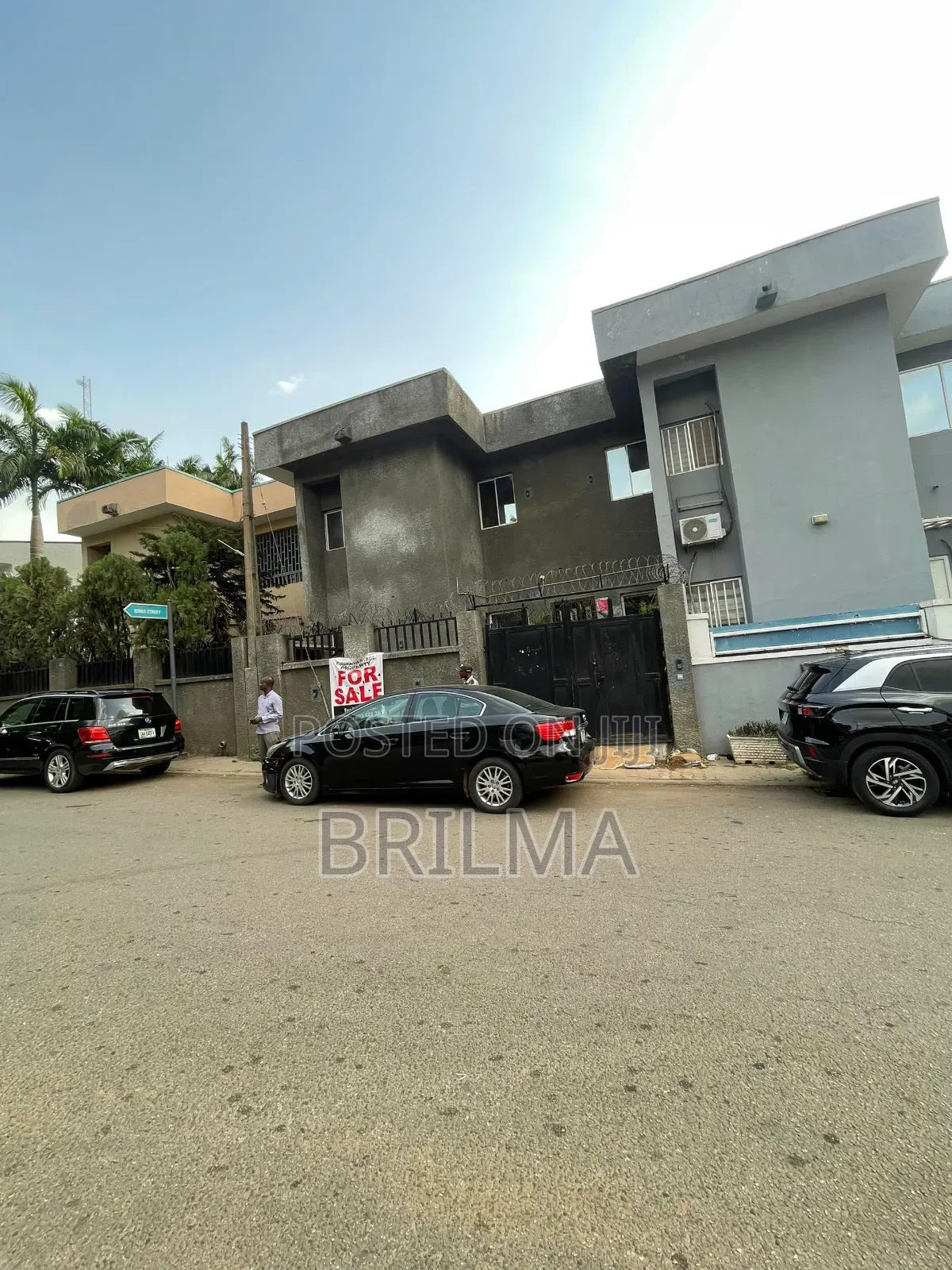 5bdrm Duplex in Wuse 2 for sale
