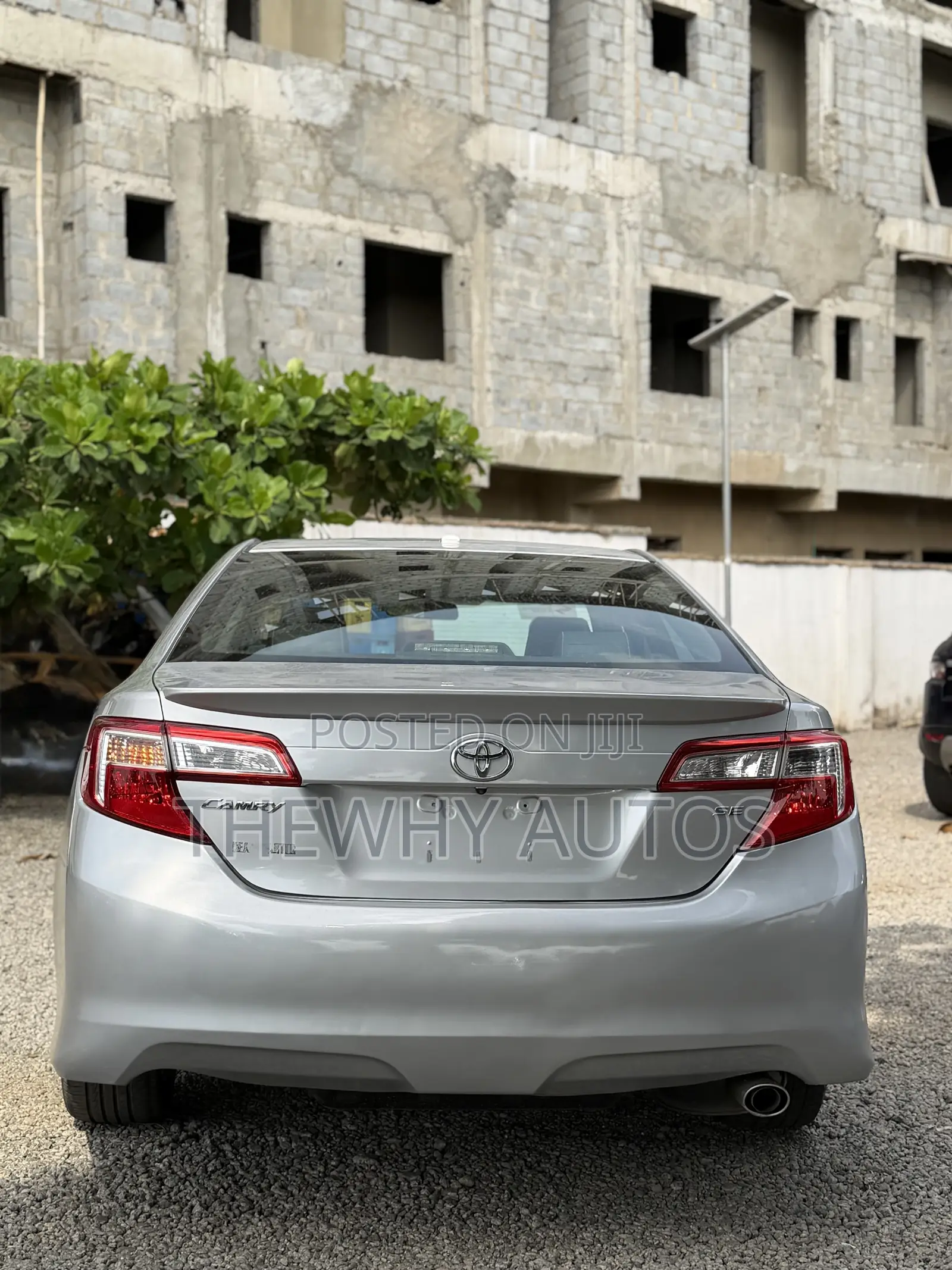 Toyota Camry SE 4dr Sedan (2.5L 4cyl 6A) 2012 Silver
