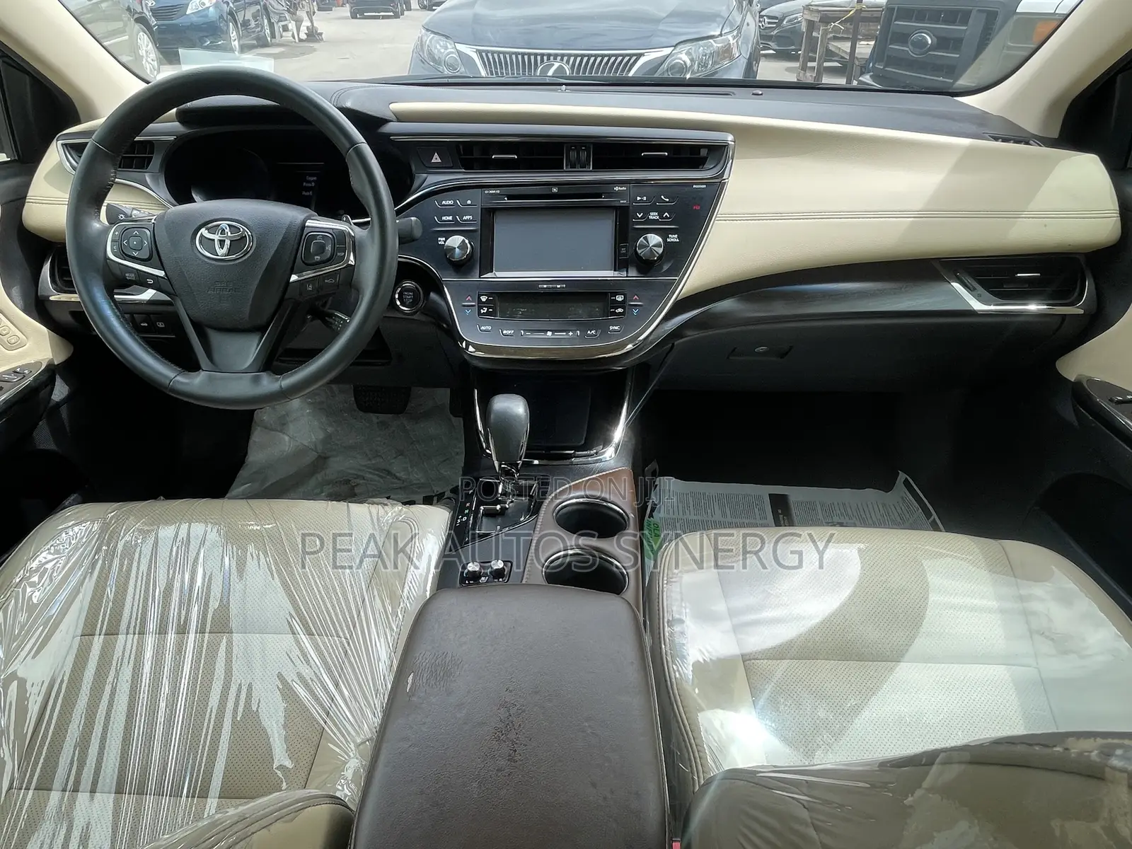 Toyota Avalon Limited Sedan FWD (3.5L 6cyl 6A) 2017 Gray