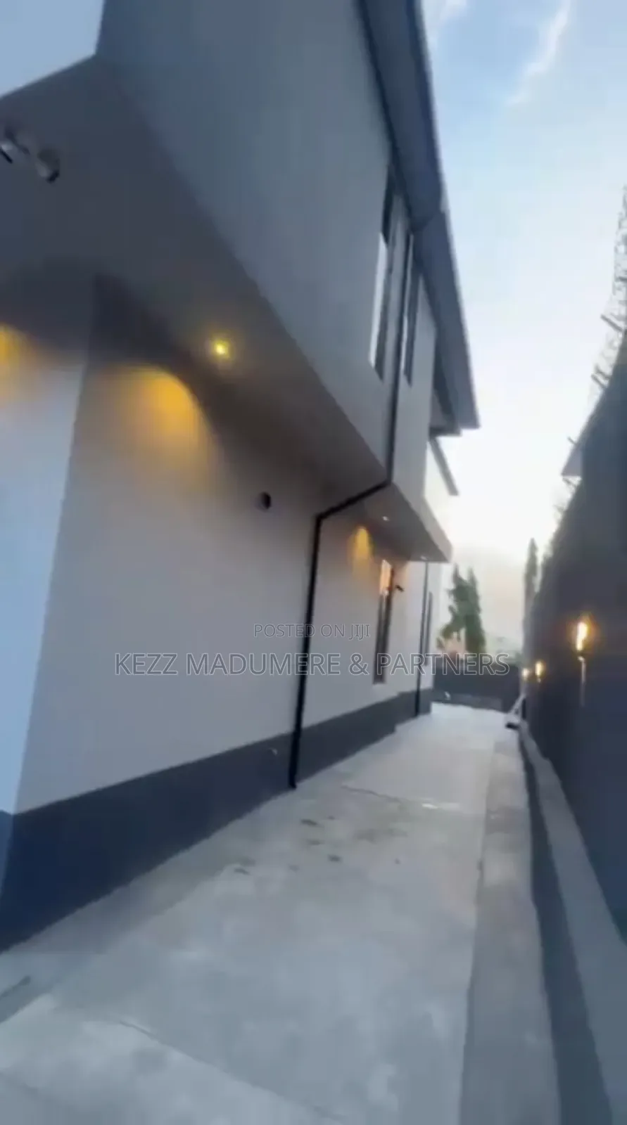 4bdrm Duplex in Apo Resettlement for sale