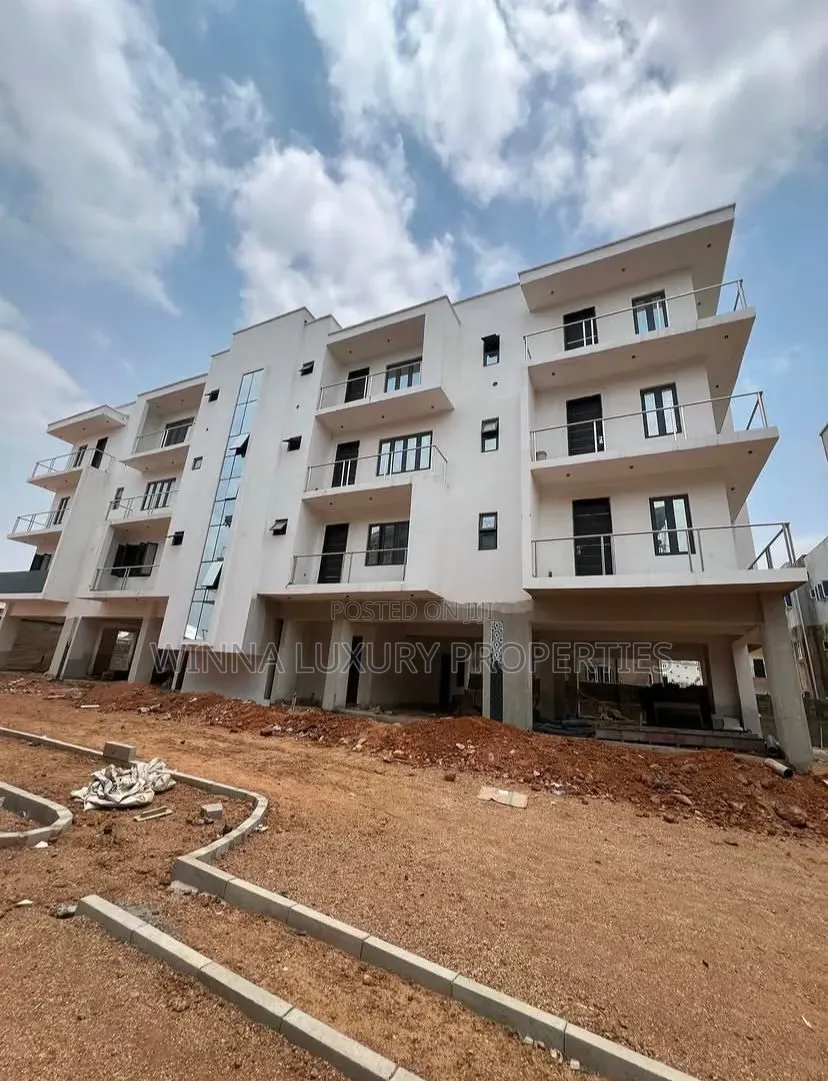 3bdrm Apartment in Wuye for sale