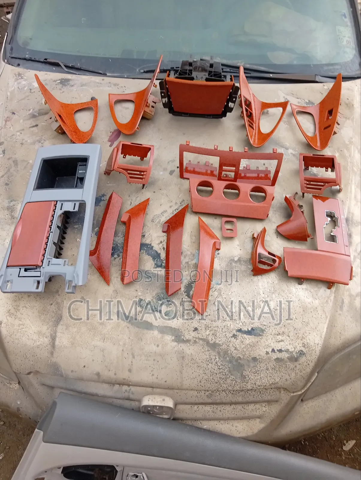 Straying Formica for Toyota Camry
