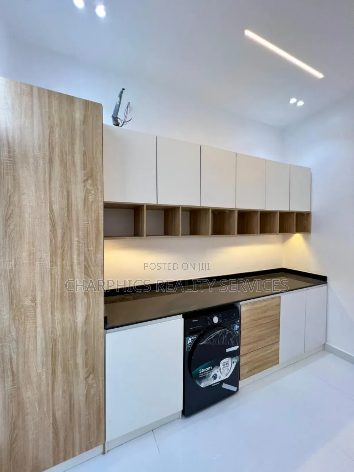 5bdrm Duplex in Lekki Phase 2 for sale