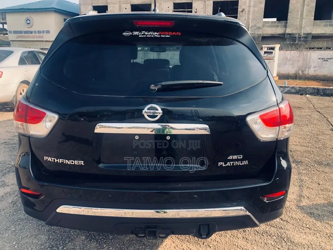 Nissan Pathfinder Platinum 4dr SUV 4WD (3.5L 6cyl CVT) 2014 Black