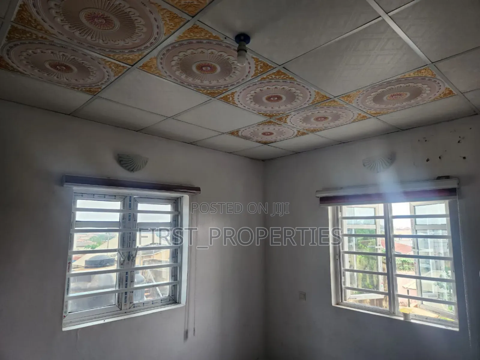 Furnished 12bdrm Block of Flats in Adetokun Ologuneru, Eleyele for sale