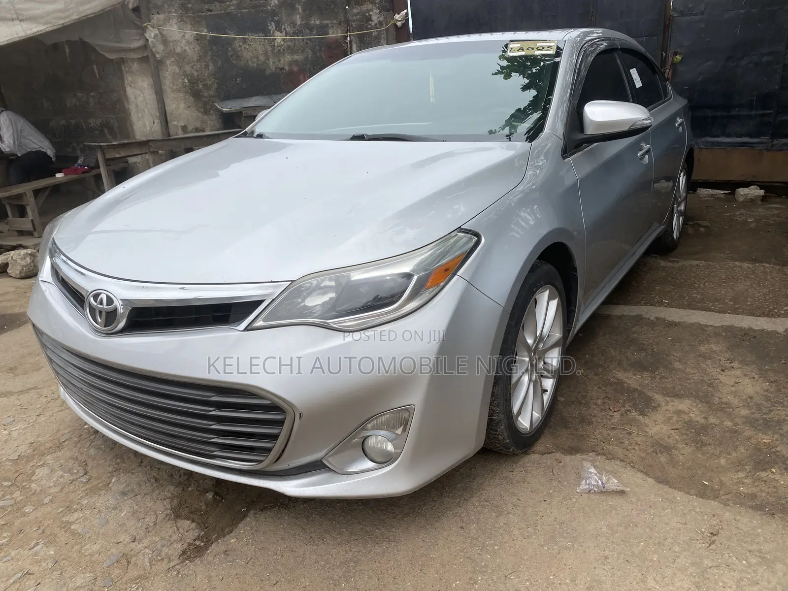 Toyota Avalon XLE Sedar FWD (3.5L 6cyl 6A) 2013 Silver