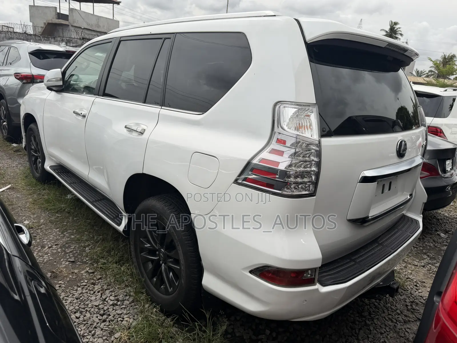 Lexus GX 460 AWD 2022 White