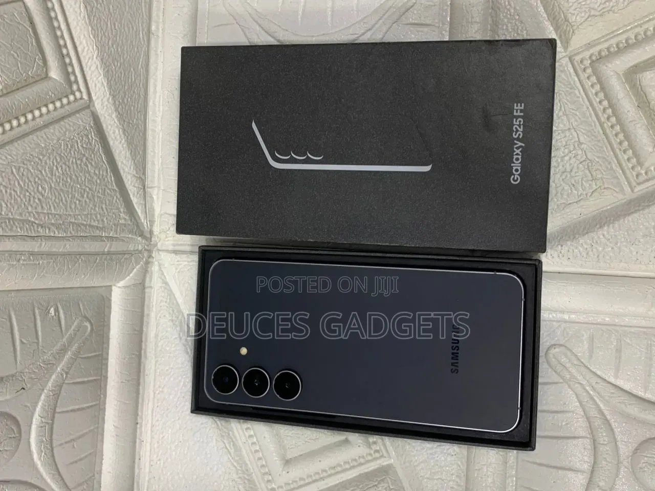 New Samsung Galaxy S25 FE 128 GB Gray