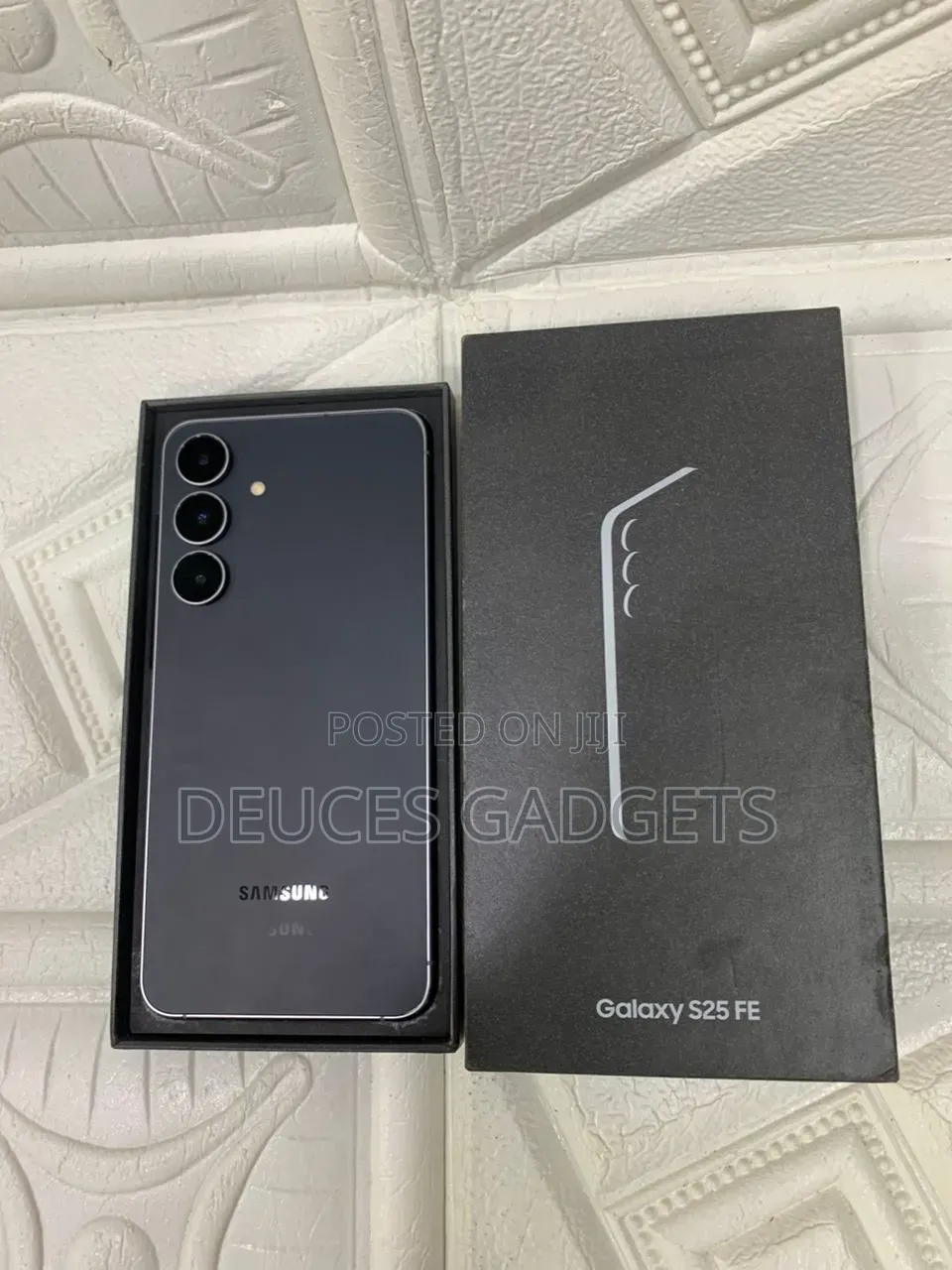 New Samsung Galaxy S25 FE 128 GB Gray