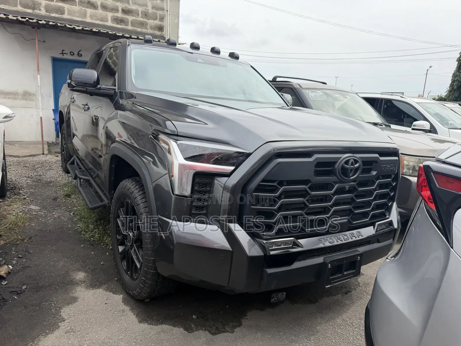 Toyota Tundra 2024 Black