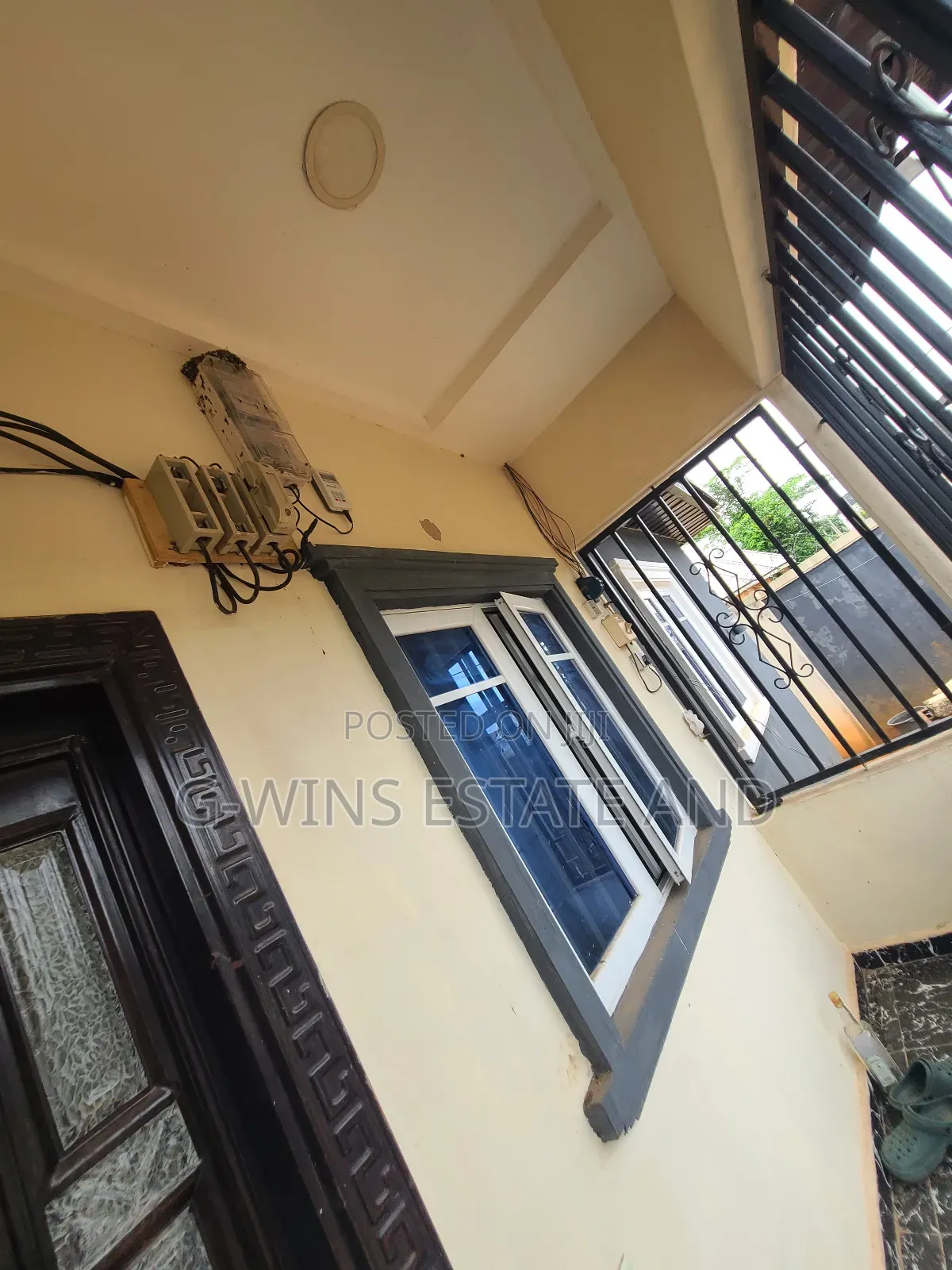 2bdrm Block of Flats in Aruogba Off Airport for rent