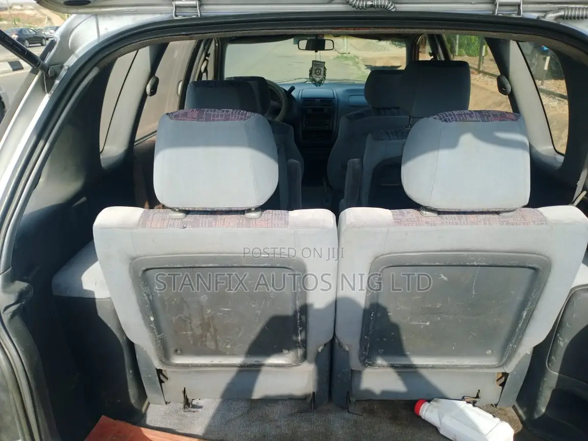 Toyota Picnic 2.0 FWD 2002 Silver