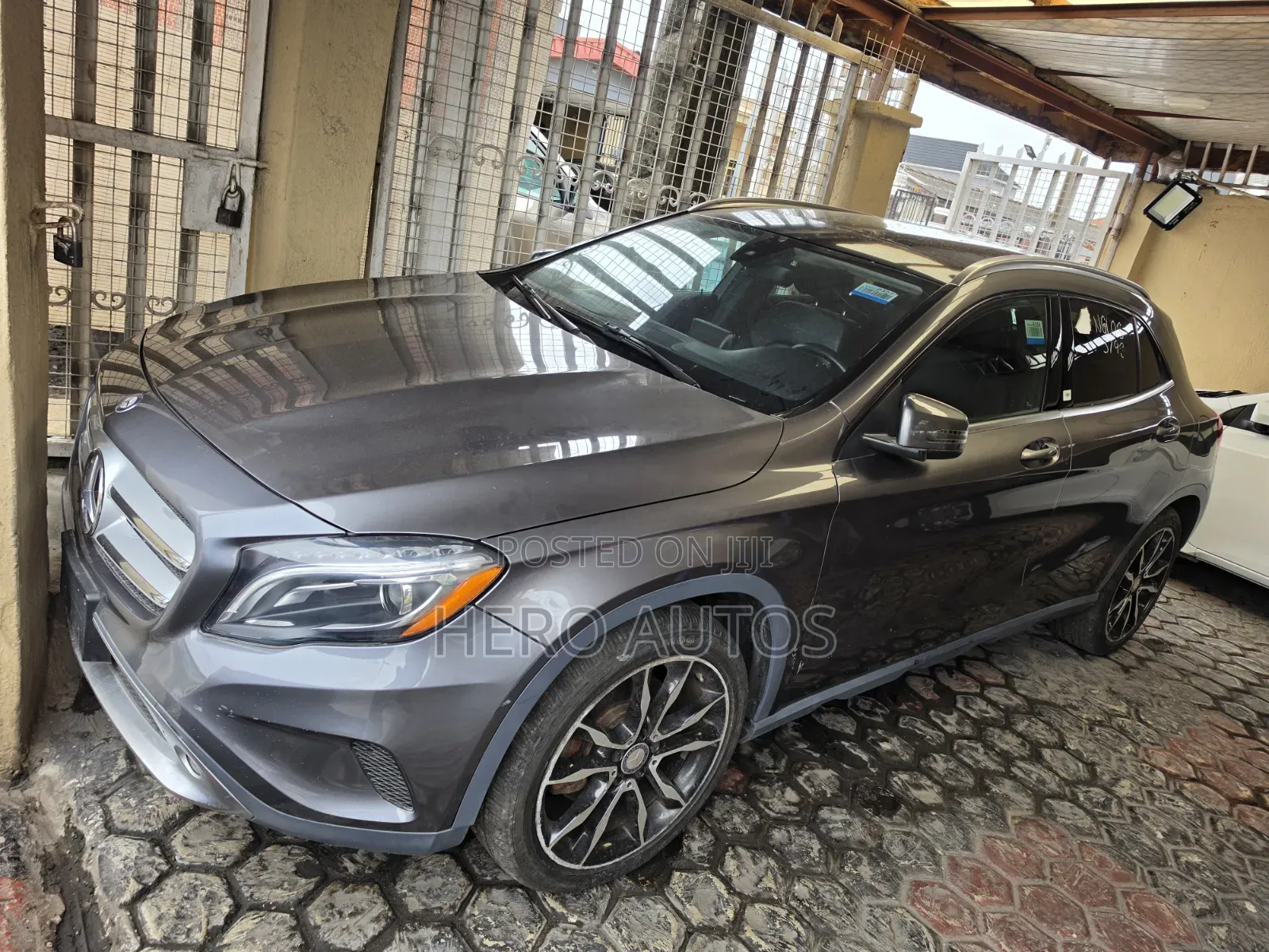 Mercedes-Benz GLA 250 2015 Gray