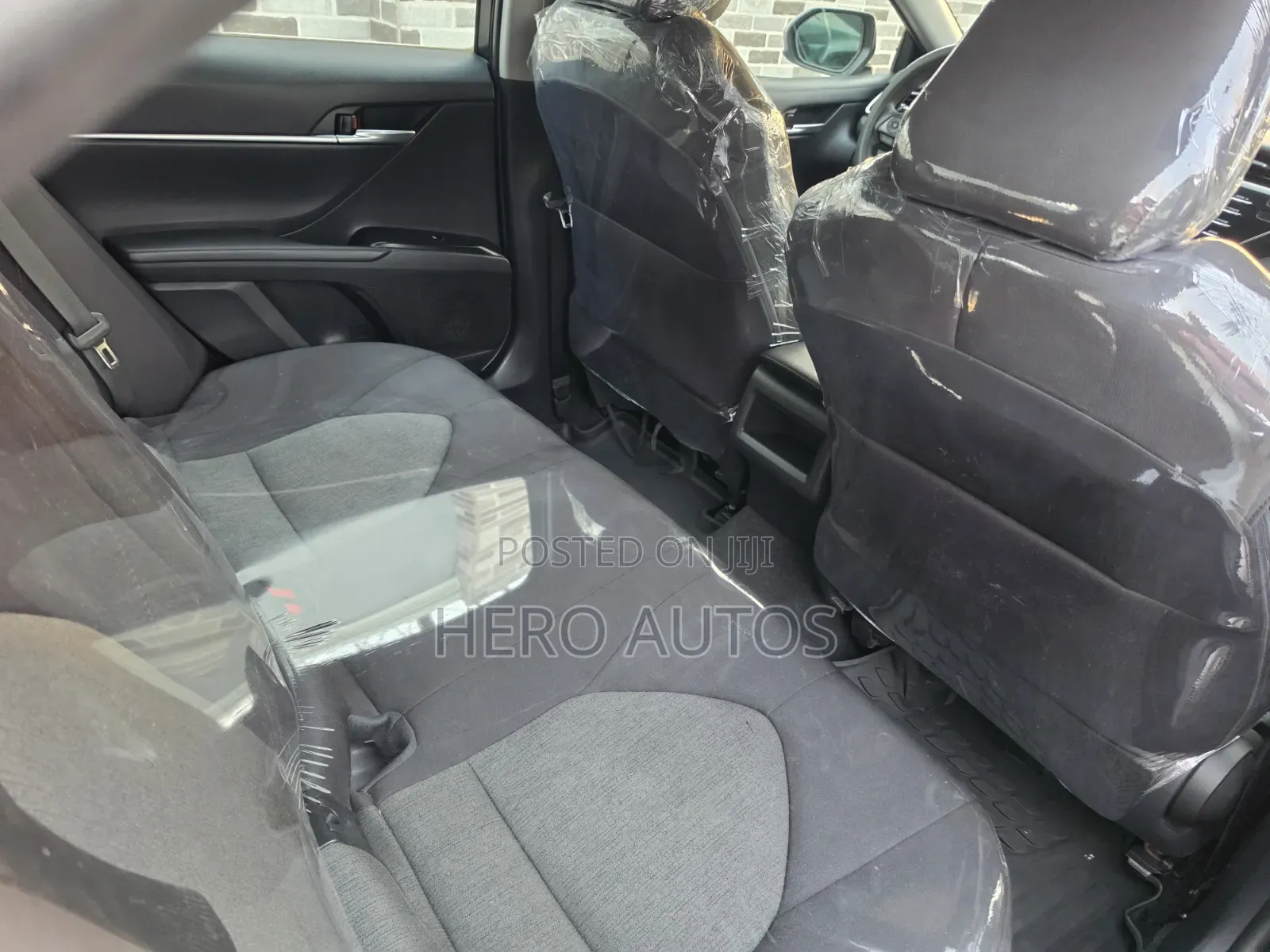 Toyota Camry LE FWD 2020 Silver