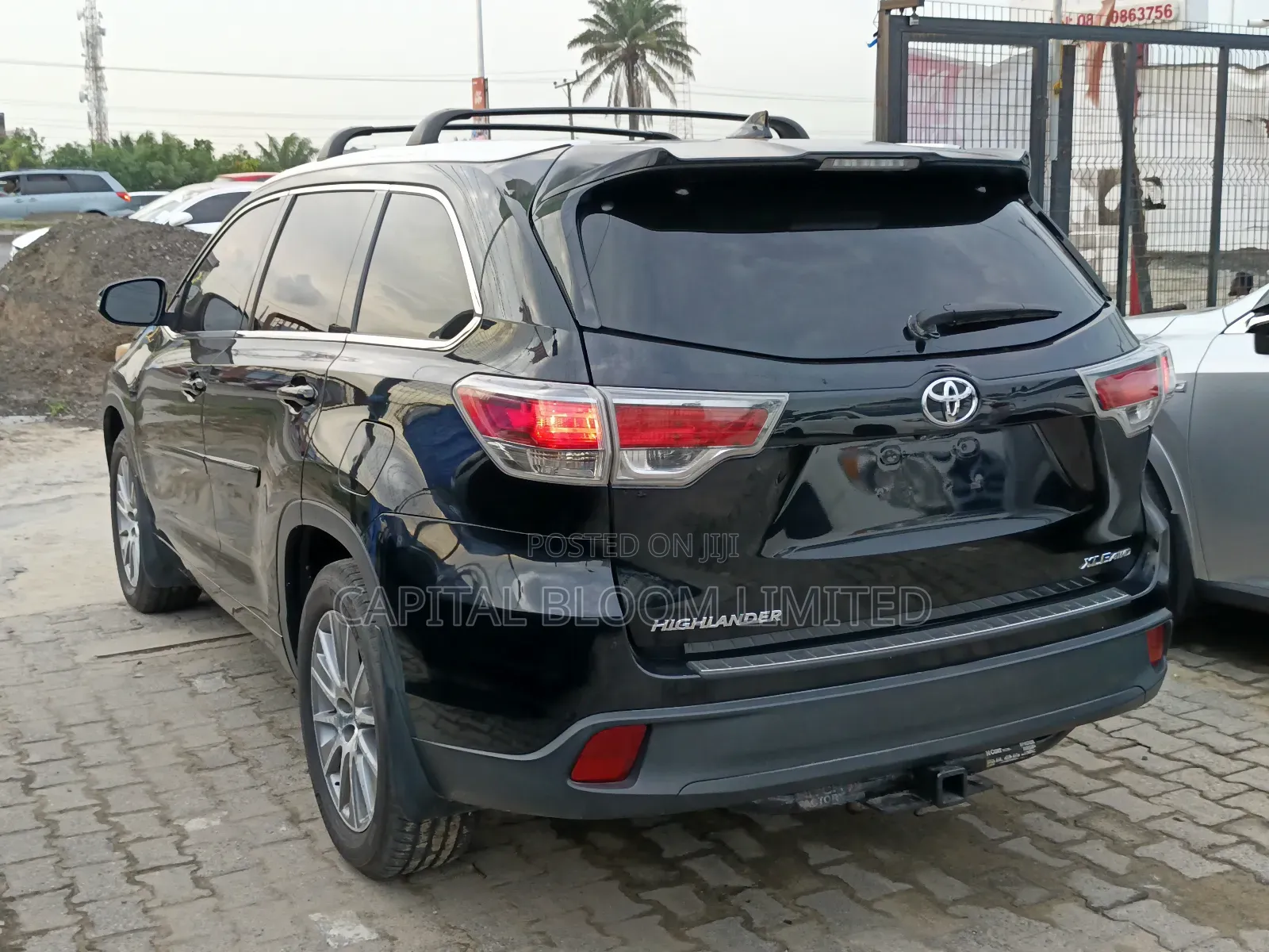 Toyota Highlander XLE 4dr SUV AWD (3.5L 6cyl 6A) 2014 Black