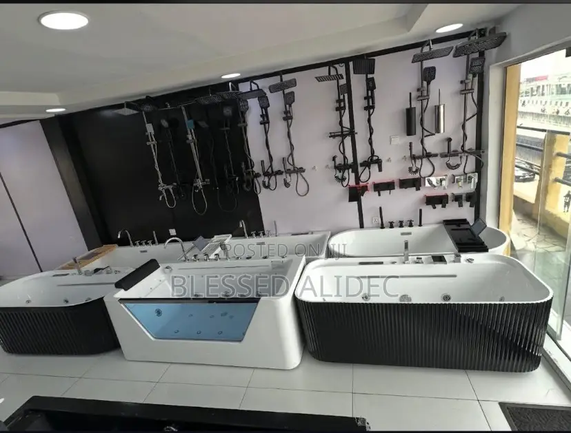 Luxury Bathtub 1.5maters Acrylic Bathtub