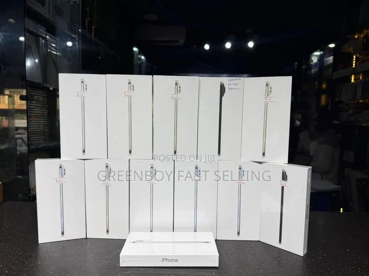 New Apple iPhone 17 256 GB White