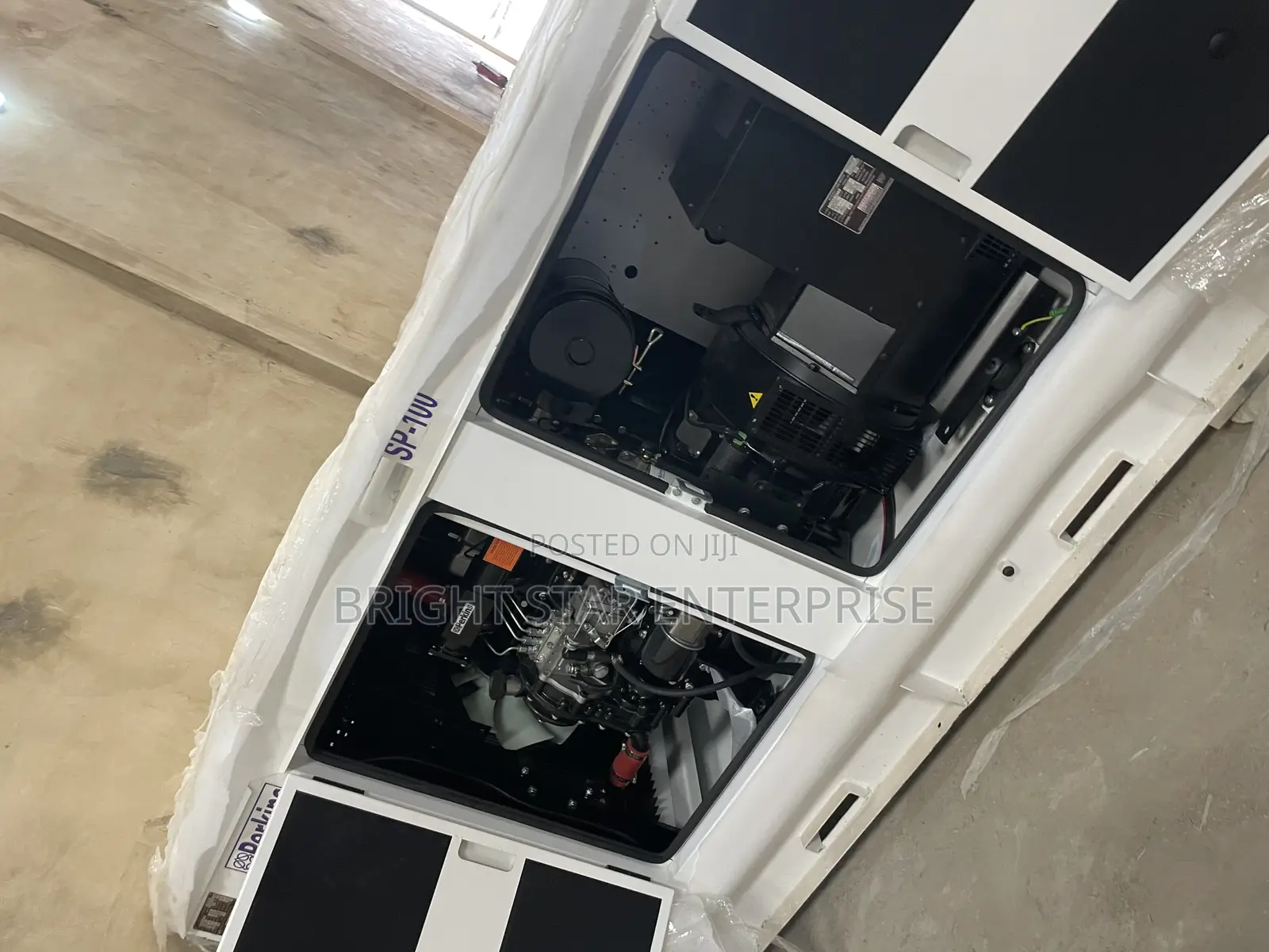 Perkins Soundproof Diesel Generator 100kva  %Copper