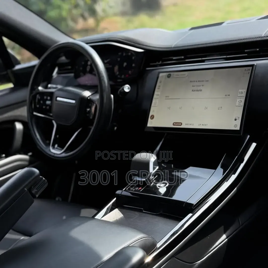 Land Rover Range Rover Velar 2025 Black