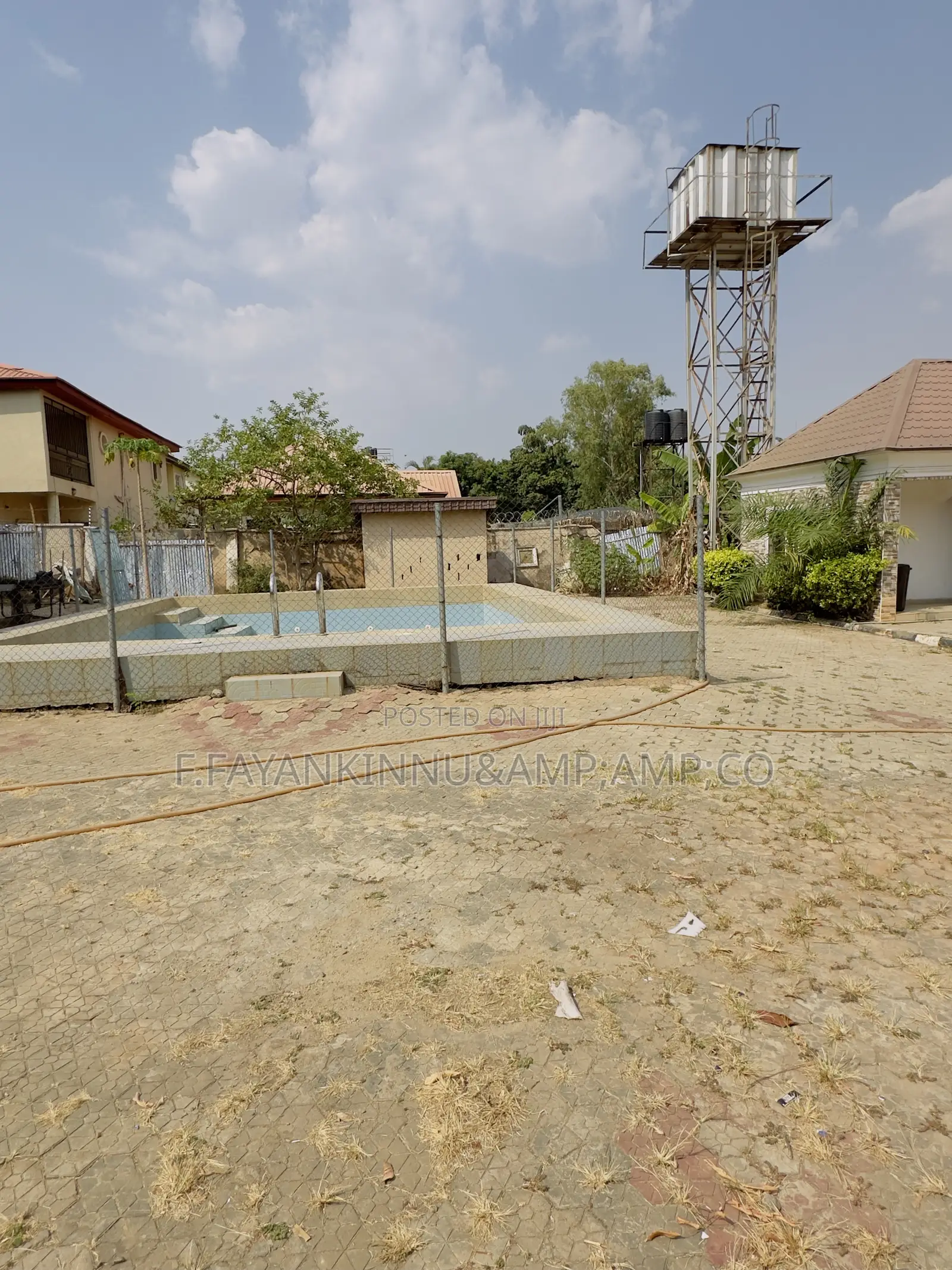 7bdrm House in Gaduwa for sale