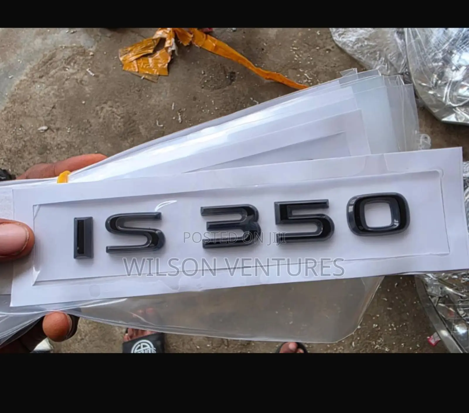 Lexus Is350 Back Emblem Writing