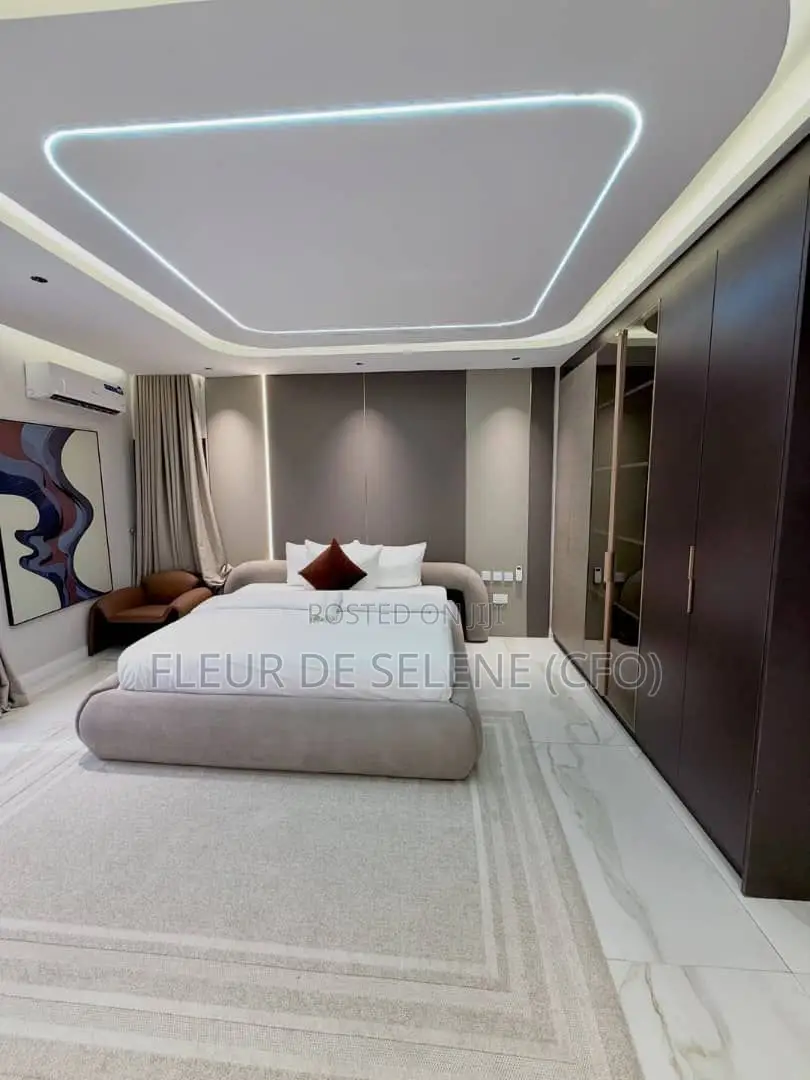 Luxurious 3 Bedroom Apartment