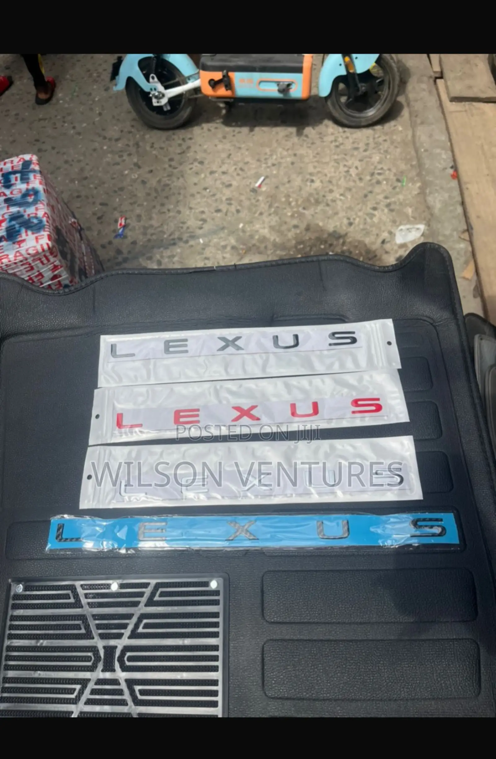 Lexus Back Writing Emblem