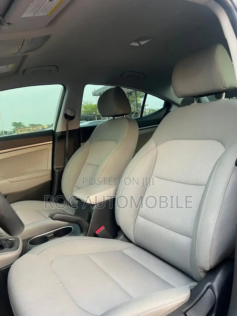 Hyundai Elantra 2016 Gray