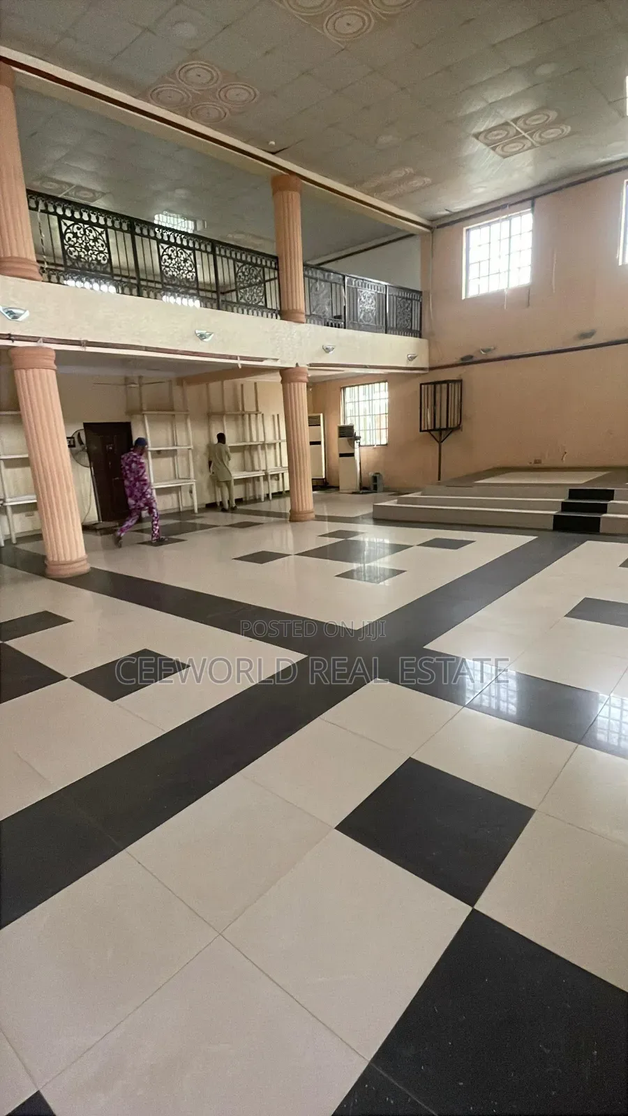 36 Rooms Hotel for Sales at Ologuneru Off Eleyele Ibadan