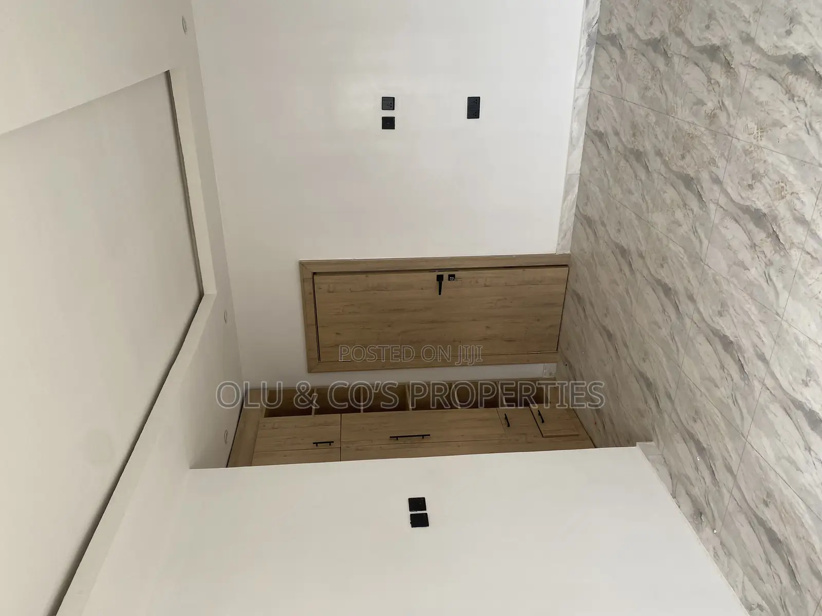 2bdrm Block of Flats in Katampe for rent