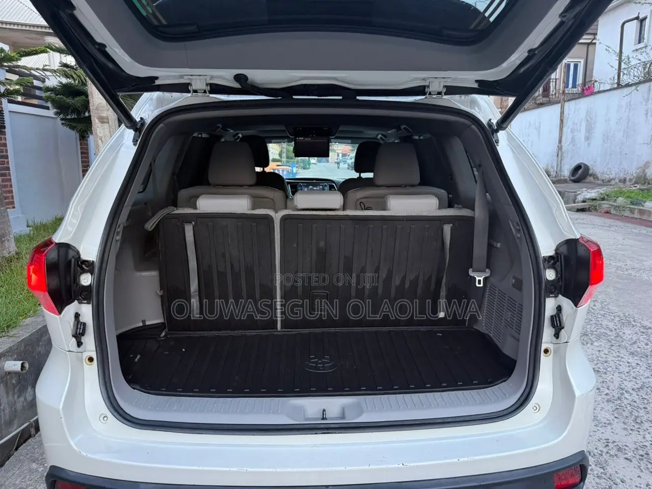Toyota Highlander XLE 4dr SUV AWD (3.5L 6cyl 6A) 2014 White
