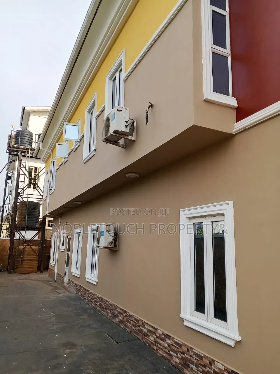 Furnished 6bdrm Duplex in Honey Brooks Estate, for sale