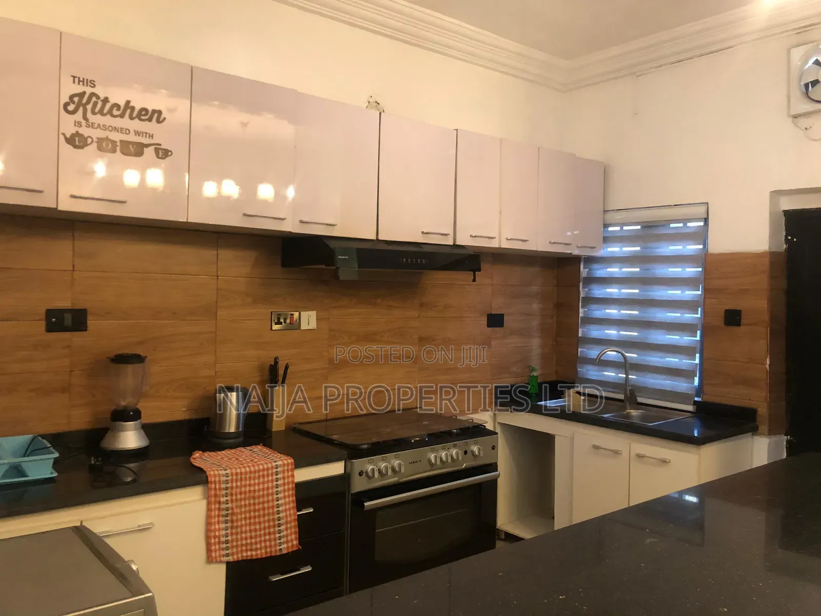 Furnished 3bdrm Block of Flats in Osapa London for rent