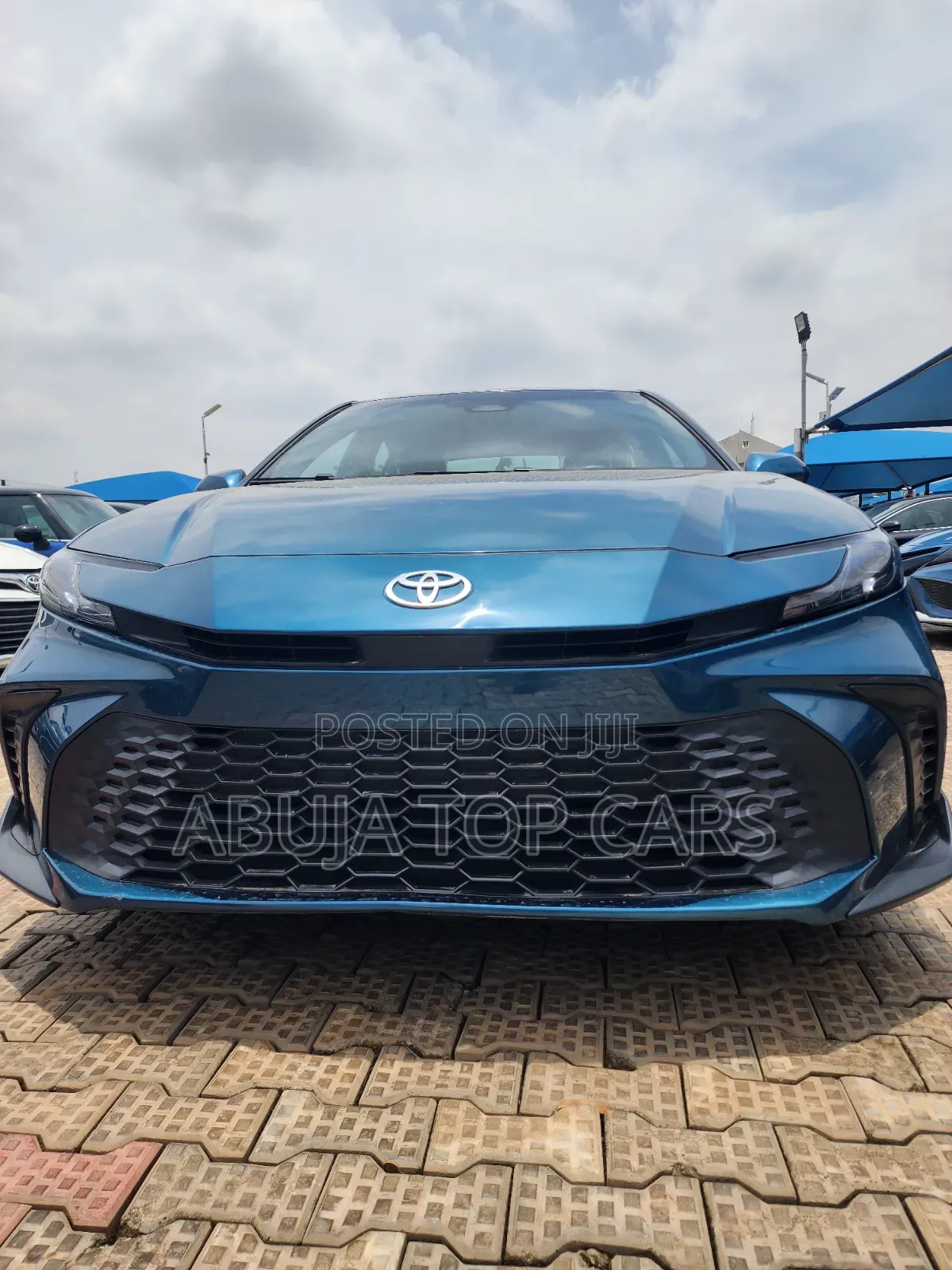 Toyota Camry Hybrid 2024 Blue