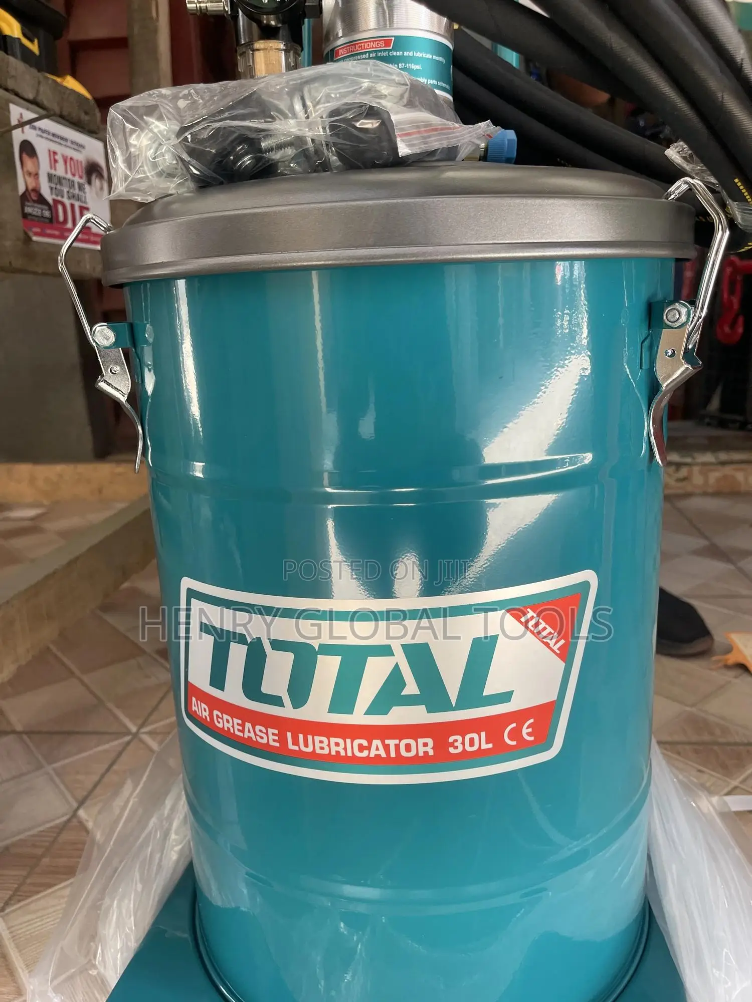 30litres Total Air Lubricant Grease Bucket