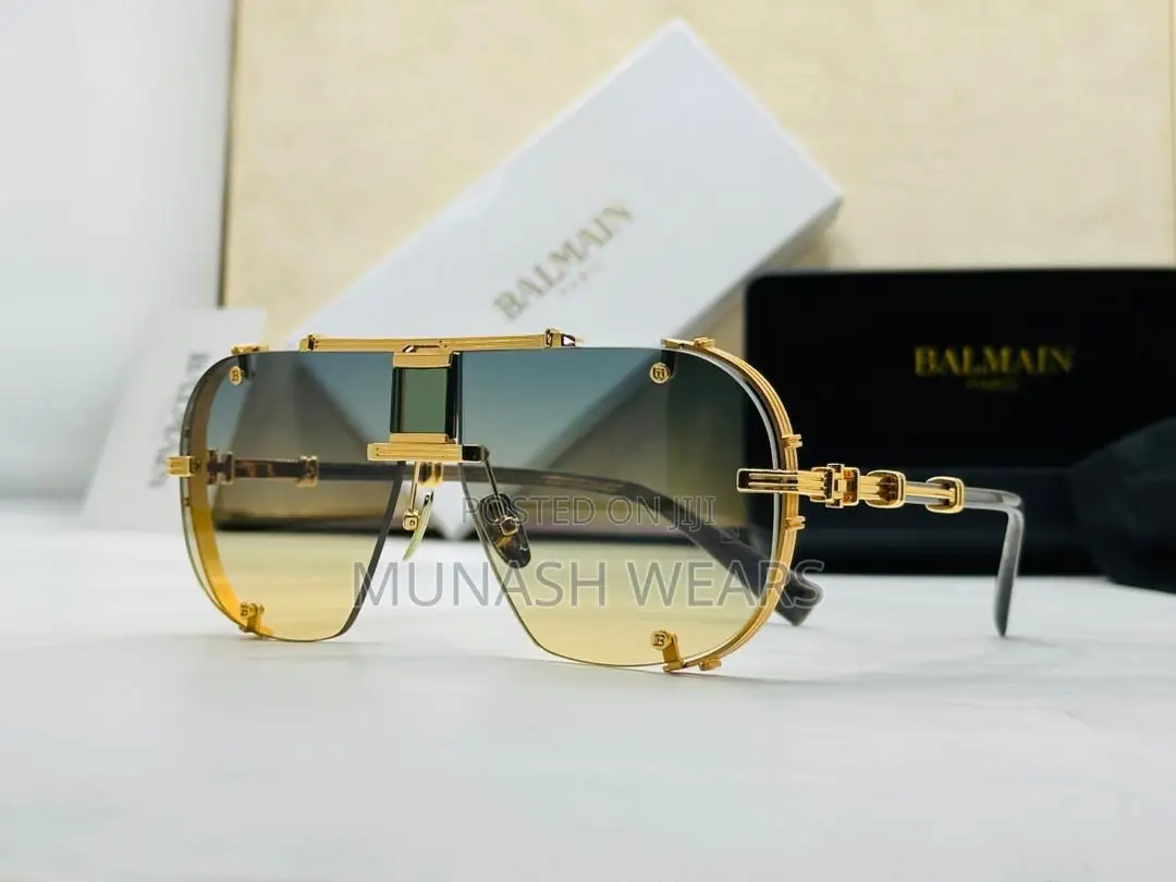 Balmain Eyewear Pilot Frame