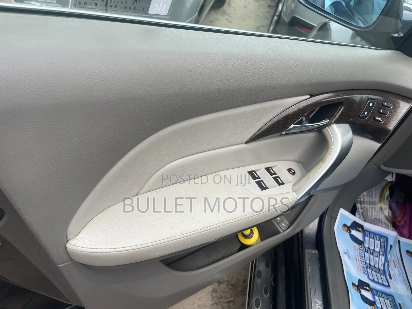 Acura MDX Technology Package SUV AWD (3.7L 6cyl 6A) 2011 Gray