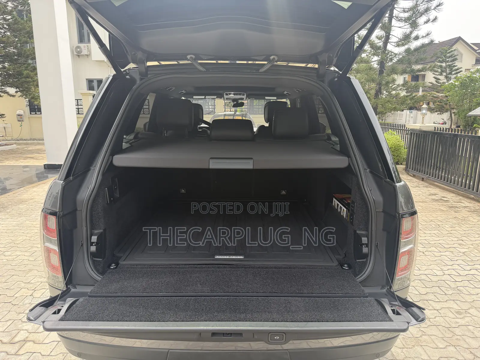 Land Rover Range Rover 5.0L Supercharged 2018 Gray